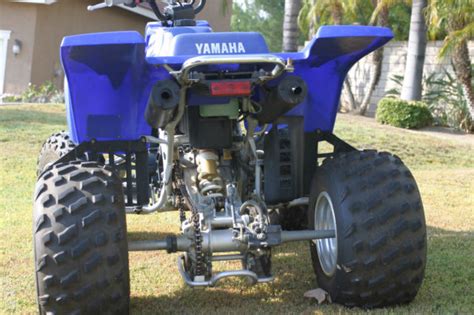 compression test on a Yamaha Banshee YFZ 350 